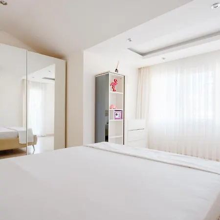 W Pool Terrace 5 Min To Beach In Alanya 公寓 *