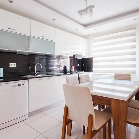 W Pool Terrace 5 Min To Beach In Alanya * 阿萨拉尔