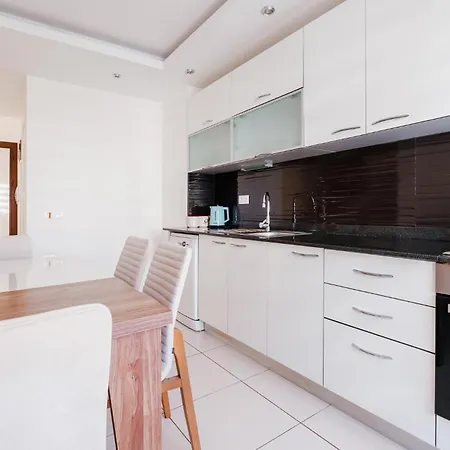 W Pool Terrace 5 Min To Beach In Alanya *